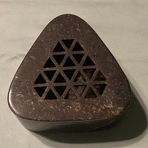 TRIANGLE STONE INCENSE CONTAINER BOX